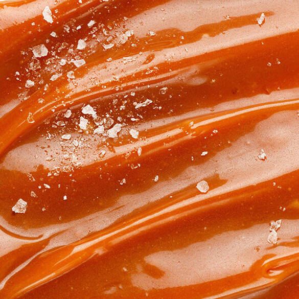 Een karamel-swirl met zout, die de hartnoten van karamel-swirl, pistachecreme en jasmijn symboliseert.